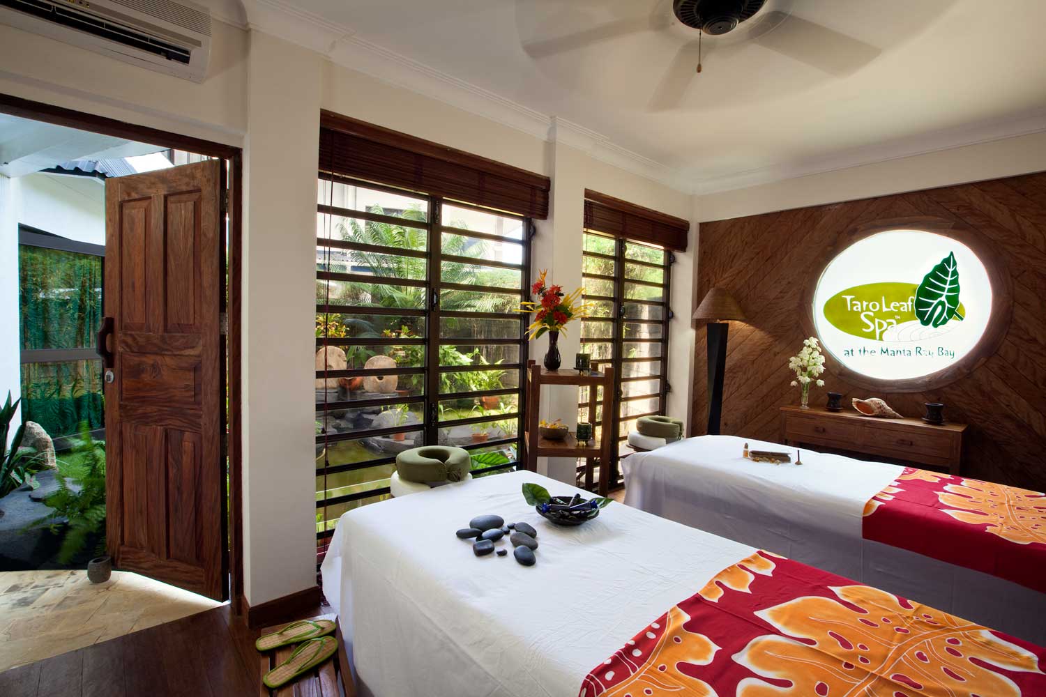 Taro leaf spa